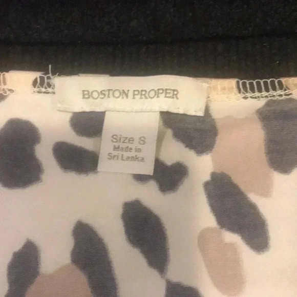 BOSTON PROPER Brown Animal Print Twist Front Cold Shoulder Long Sleeve Top-S - Picture 9 of 10
